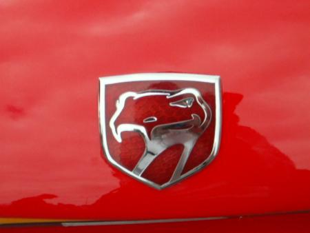 signe-dodge viper